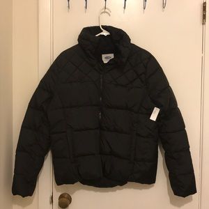 New! Women’s L puffy jacket
